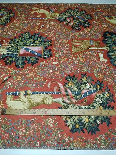 Гобеленовая ткань Волшебный лес Древо кр Рапорт 145 х 170от интернет-магазина «Магазин Гобеленов»